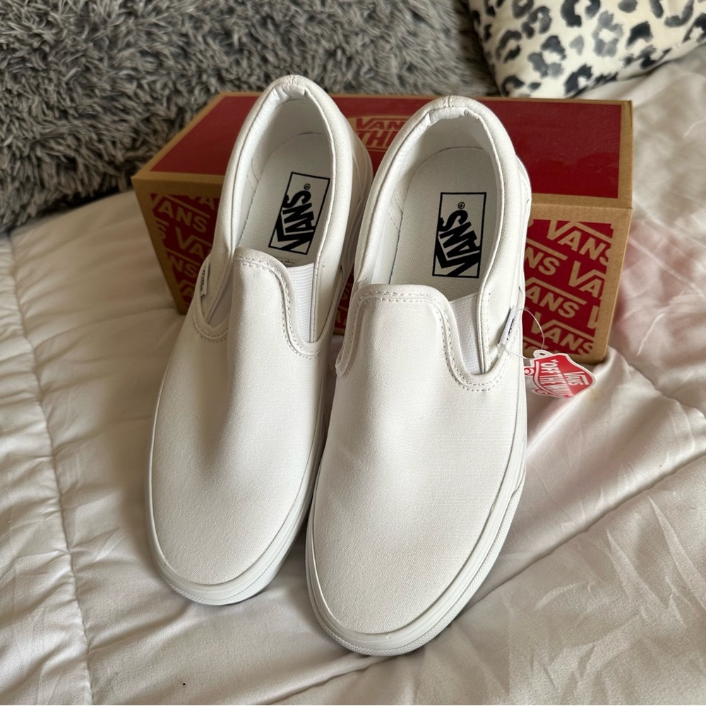 NWT White slip on Vans!